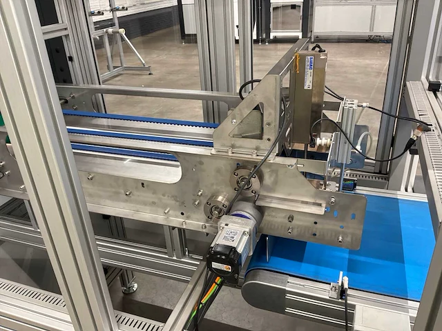 2020 machine voor het vervaardigen en verpakken van mondmaskers - afbeelding 22 van  55