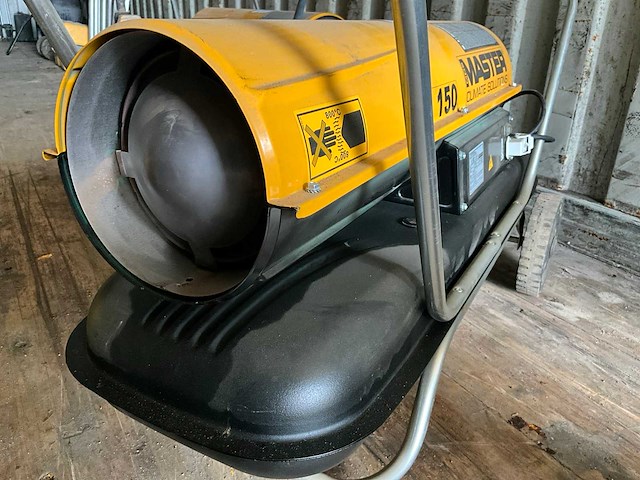 2020 master b150 heteluchtkanon - afbeelding 2 van  4
