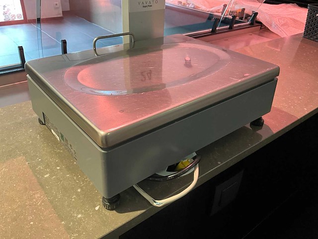 2020 master ce 9000 weegschaal - afbeelding 1 van  3