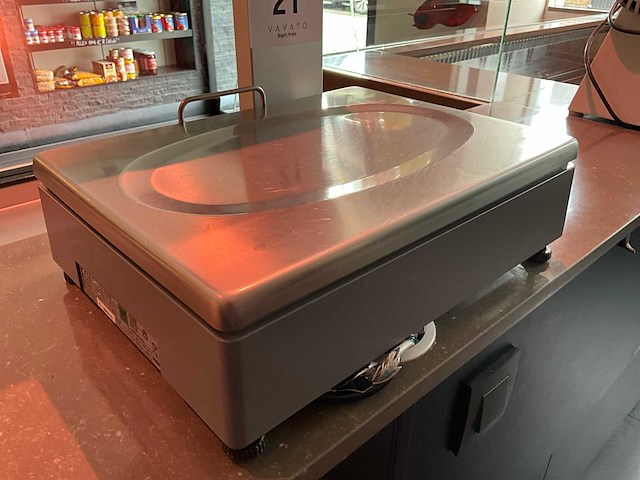 2020 master ce 9000 weegschaal - afbeelding 1 van  1