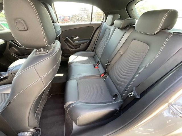 2020 mercedes-benz a 160 personenauto - afbeelding 4 van  12