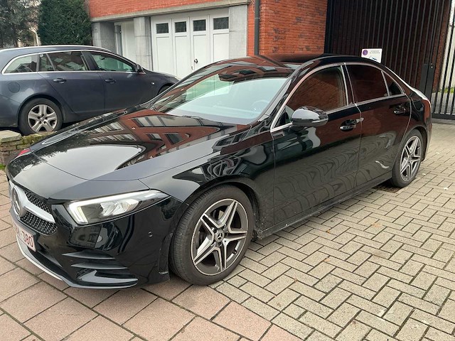 2020 mercedes-benz a180d sedan personenauto - afbeelding 1 van  26
