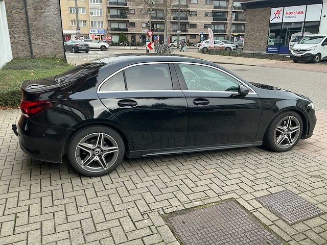 2020 mercedes-benz a180d sedan personenauto - afbeelding 23 van  26