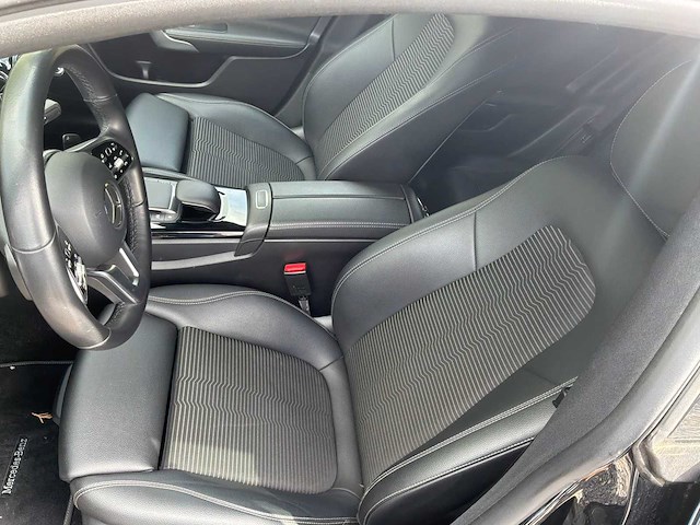 2020 mercedes-benz cla 180 shooting remremrem - afbeelding 17 van  43