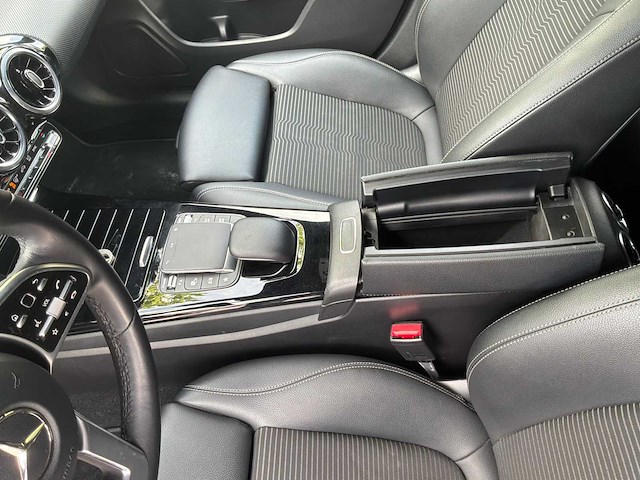2020 mercedes-benz cla 180 shooting remremrem - afbeelding 14 van  43