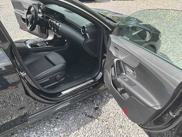2020 mercedes-benz cla 180 shooting remremrem - afbeelding 22 van  43