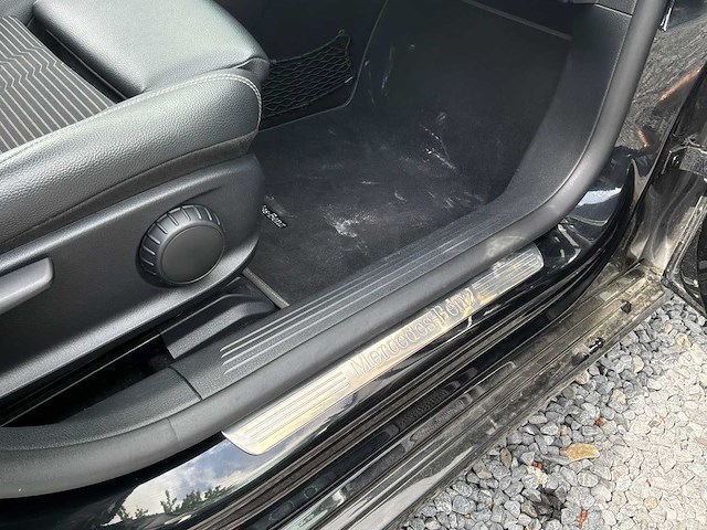 2020 mercedes-benz cla 180 shooting remremrem - afbeelding 25 van  43