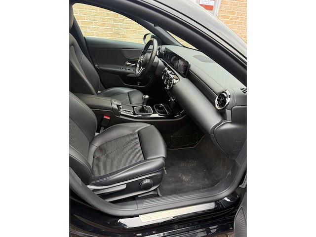 2020 mercedes-benz cla 200 - afbeelding 8 van  8