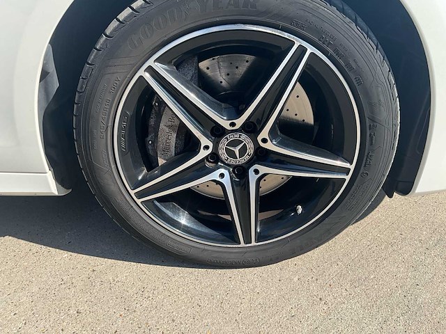 2020 mercedes-benz e300 amg line - plug-in hybride - panodak - trekhaak - afbeelding 8 van  83