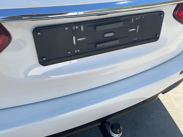 2020 mercedes-benz e300 amg line - plug-in hybride - panodak - trekhaak - afbeelding 18 van  83