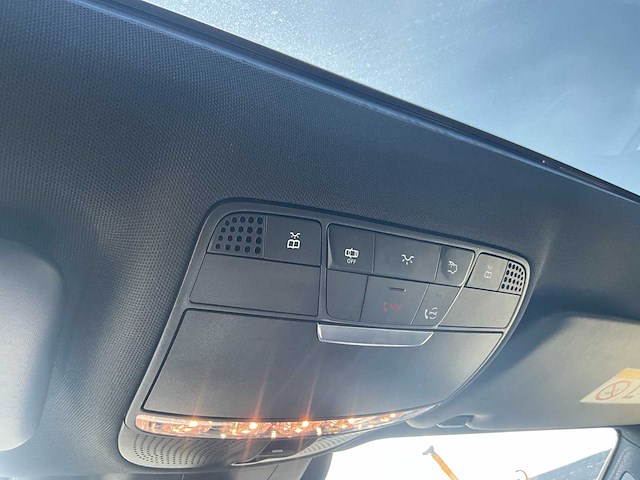 2020 mercedes-benz e300 amg line - plug-in hybride - panodak - trekhaak - afbeelding 43 van  83