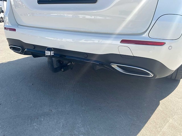 2020 mercedes-benz e300 amg line - plug-in hybride - panodak - trekhaak - afbeelding 45 van  83