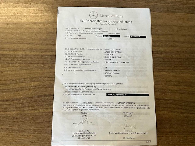 2020 mercedes-benz e300 amg line - plug-in hybride - panodak - trekhaak - afbeelding 80 van  83