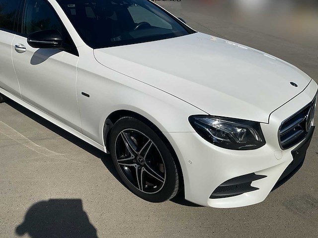 2020 mercedes-benz e300 amg line - plug-in hybride - panodak - trekhaak - afbeelding 78 van  83