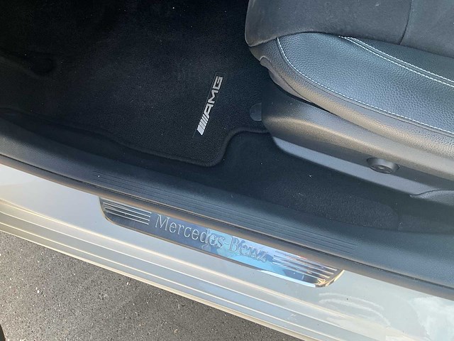 2020 mercedes-benz e300 amg line - plug-in hybride - panodak - trekhaak - afbeelding 14 van  38