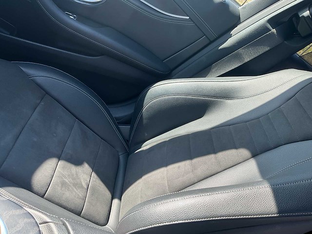 2020 mercedes-benz e300 amg line - plug-in hybride - panodak - trekhaak - afbeelding 20 van  38