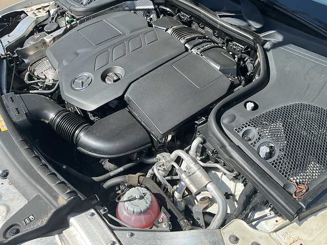 2020 mercedes-benz e300 amg line - plug-in hybride - panodak - trekhaak - afbeelding 33 van  38