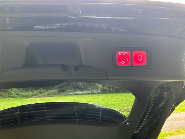 2020 mercedes-benz gla gla 200 d – 2020 – 150 pk – automatisch – 101.892 km auto - afbeelding 28 van  55