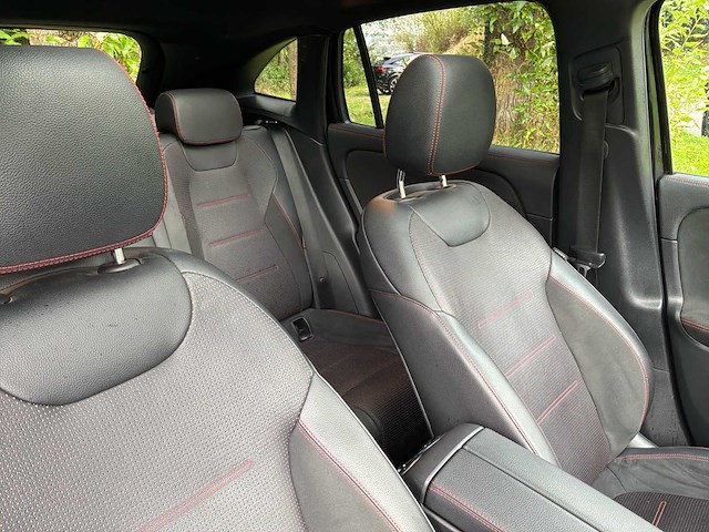 2020 mercedes-benz gla gla 200 d – 2020 – 150 pk – automatisch – 101.892 km auto - afbeelding 41 van  55