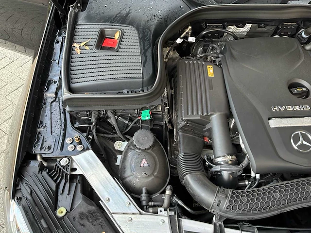 2020 mercedes-benz glc 300e personenauto - afbeelding 36 van  41