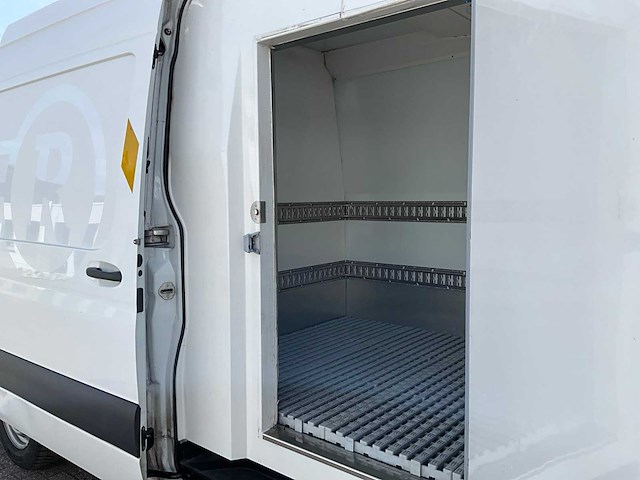 2020 mercedes-benz sprinter koelwagen lichte vrachtwagen - afbeelding 18 van  38