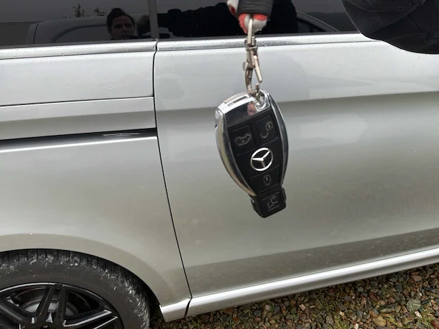 2020 mercedes-benz v-klasse 300d 2.0 auto - afbeelding 21 van  47