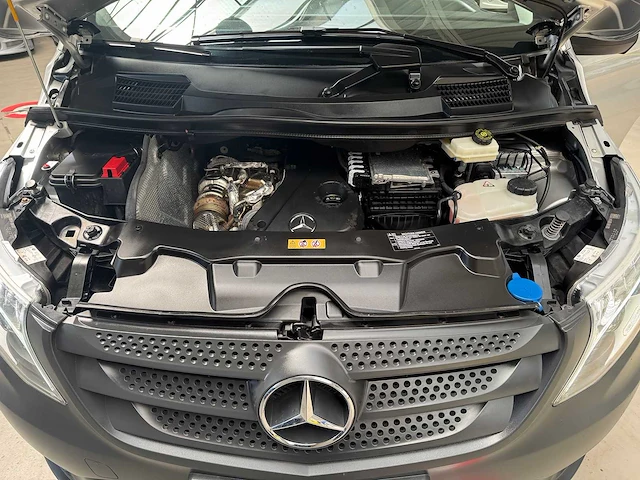2020 mercedes-benz vito tourer 8 zitplaatsen - afbeelding 14 van  22
