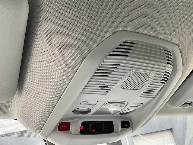 2020 peugeot 3008 - automaat - benzine - afbeelding 29 van  59
