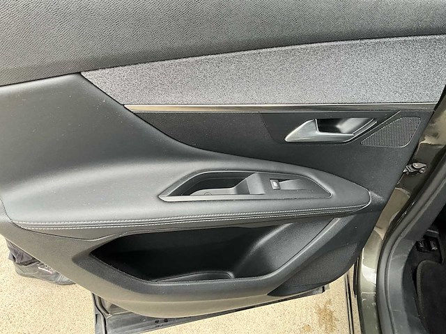2020 peugeot 3008 - automaat - benzine - afbeelding 31 van  59