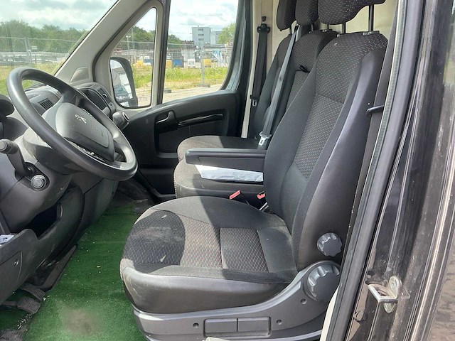 2020 peugeot boxer 330 2.2 hdi l2h1 pre bedrijfswagen - afbeelding 6 van  18