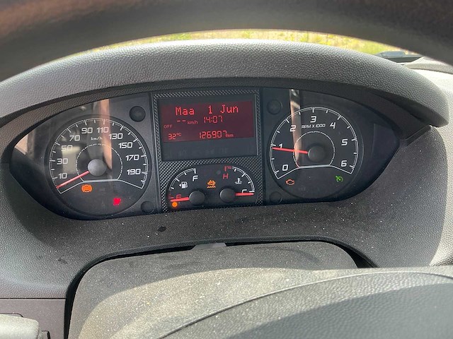 2020 peugeot boxer 330 2.2 hdi l2h1 pre bedrijfswagen - afbeelding 7 van  18