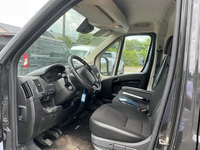 2020 peugeot boxer 330 2.2 hdi l2h1 pre bedrijfswagen - afbeelding 6 van  19