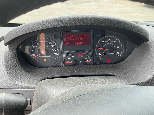 2020 peugeot boxer 330 2.2 hdi l2h1 pre bedrijfswagen - afbeelding 7 van  19