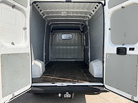 2020 peugeot boxer lichte vracht - airco - euro 6d - trekhaak - afbeelding 21 van  60