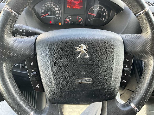 2020 peugeot boxer lichte vracht - airco - euro 6d - trekhaak - afbeelding 33 van  60
