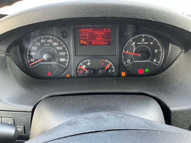 2020 peugeot boxer lichte vracht - airco - euro 6d - trekhaak - afbeelding 35 van  60