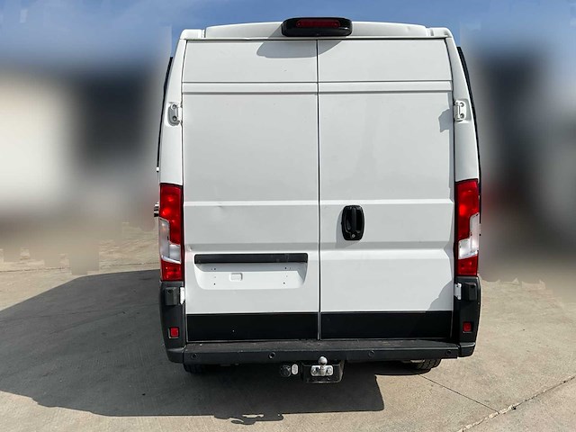 2020 peugeot boxer lichte vracht - airco - euro 6d - trekhaak - afbeelding 34 van  60
