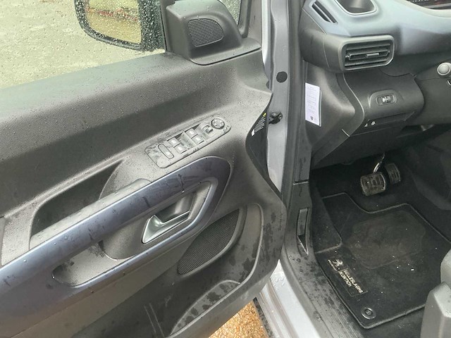 2020 peugeot rifter mindervalide wagen personen - afbeelding 2 van  22