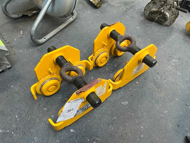 2020 pull-man pml 620 hijsrol (2x) - afbeelding 1 van  4