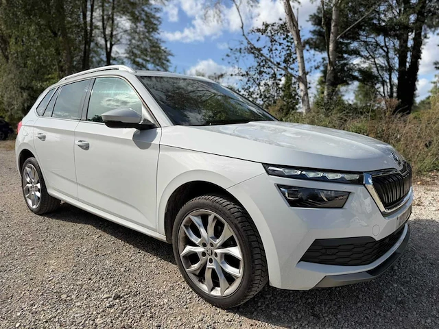 2020 skoda kamiq 1.0 tsi (dsg automaat) - navigatie – digitale cockpit – achteruitrijcamera – zetelverwarming - afbeelding 7 van  40