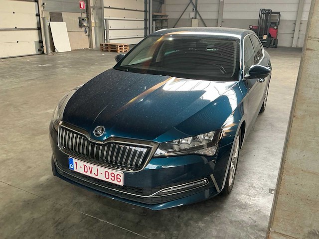 2020 skoda superb personenauto - afbeelding 1 van  15