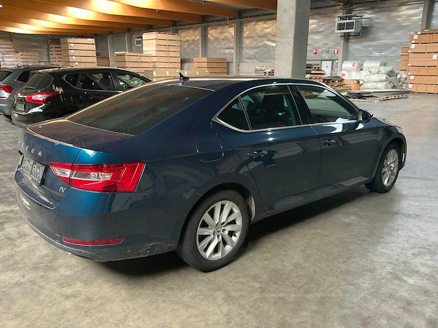 2020 skoda superb personenauto - afbeelding 11 van  15