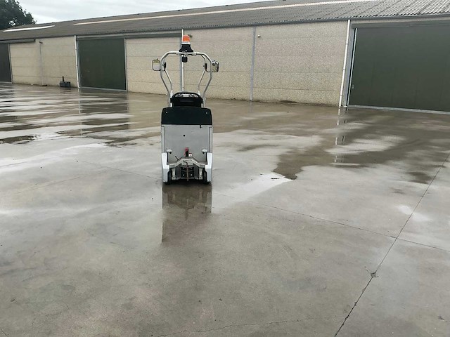 2020 still ltx 50 industriële trekker met hydraulisch ventiel - afbeelding 8 van  47