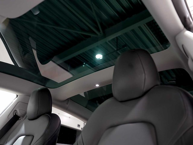 2020 tesla model 3 auto - afbeelding 22 van  37