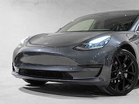 2020 tesla model 3 auto - afbeelding 27 van  37