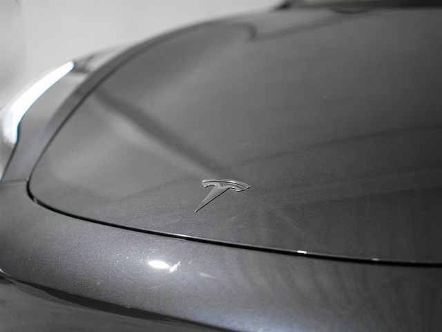 2020 tesla model 3 auto - afbeelding 28 van  37