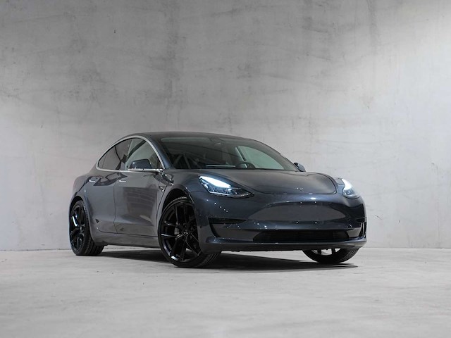 2020 tesla model 3 auto - afbeelding 35 van  37