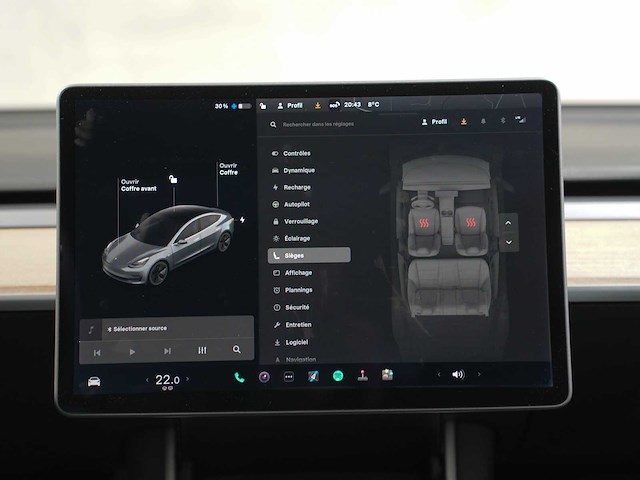 2020 tesla model 3 auto - afbeelding 18 van  33