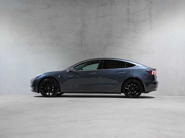 2020 tesla model 3 auto - afbeelding 12 van  33