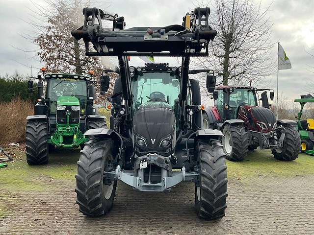 2020 valtra n114e vierwielaangedreven landbouwtractor - afbeelding 12 van  23